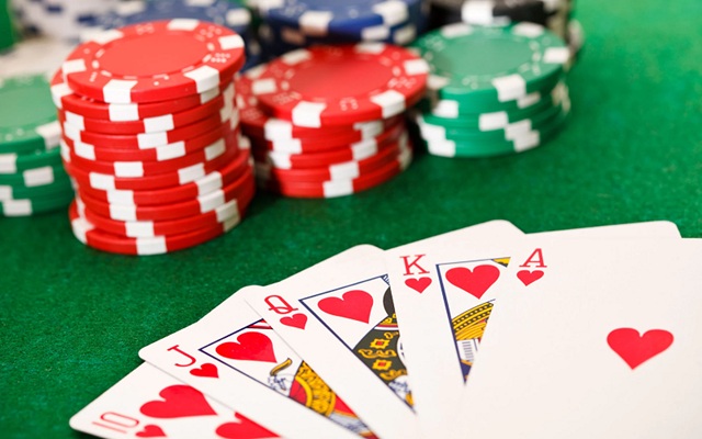 Hướng dẫn cách chơi Poker đơn giản dành cho tân thủ